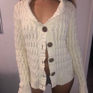 Sweater with buttons